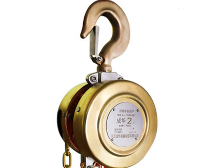 防爆手拉葫蘆參與故宮內(nèi)部易燃文物材料的吊運工作