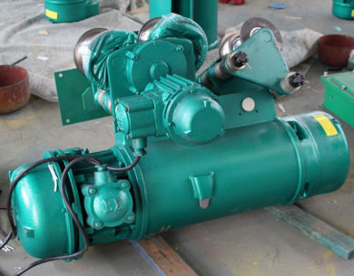 防爆電動葫蘆的防爆級別和工作環(huán)境必須相符